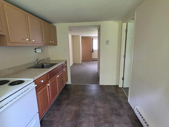 4th image of 2101 Hill Rd #28