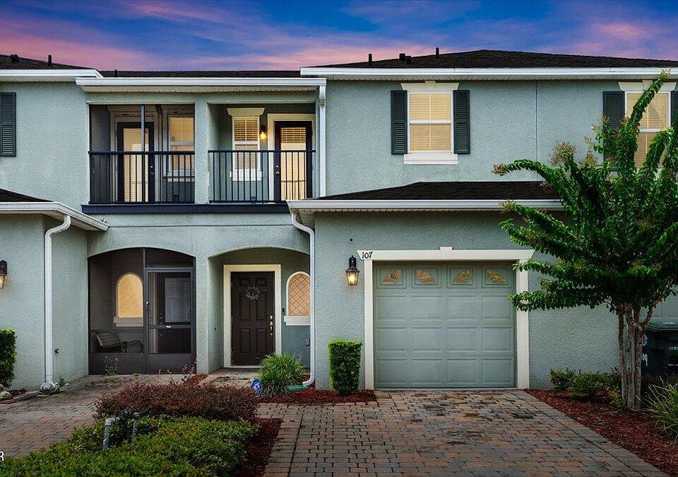 1st image of 107 Wentworth Grande Dr