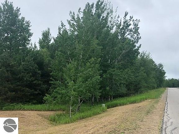 3rd image of LOT 5 N Lakeshore Dr