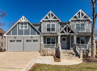 1557 Harding Rd, Northfield, IL