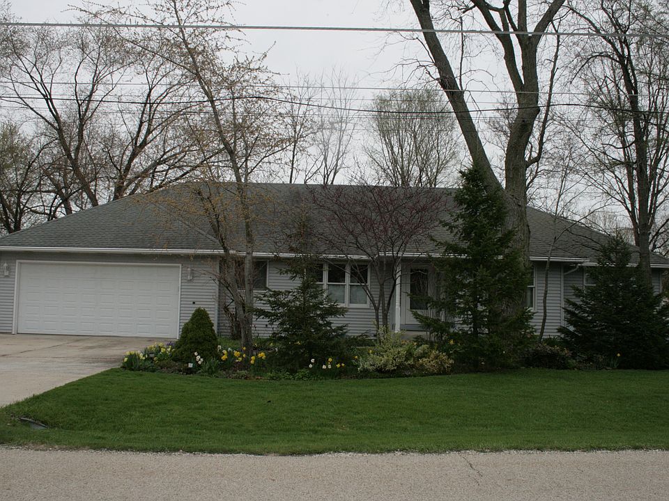 1st image of 131 Garnett Ave