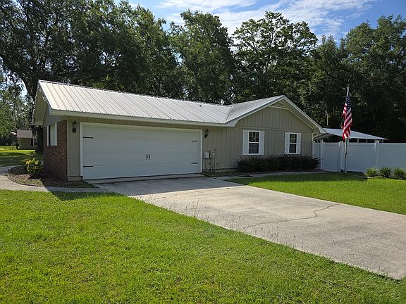 2nd image of 2435 Lochwood Dr