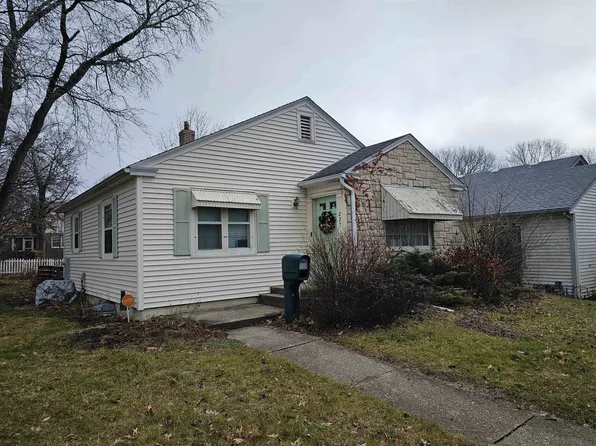 227 James Ave, Rockford, IL 61107