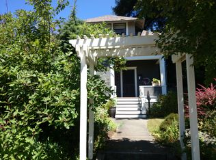 956 NW 63rd St, Seattle, WA 98107