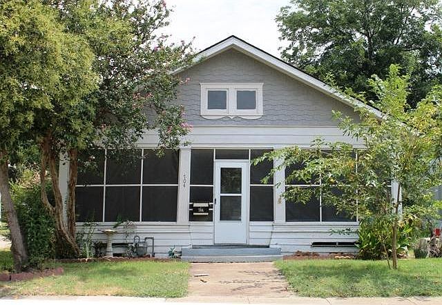 1st image of 704 N Sherman St