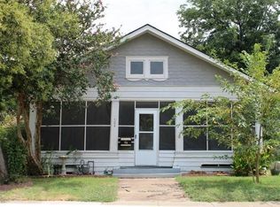 704 N Sherman St, Ennis, TX 75119