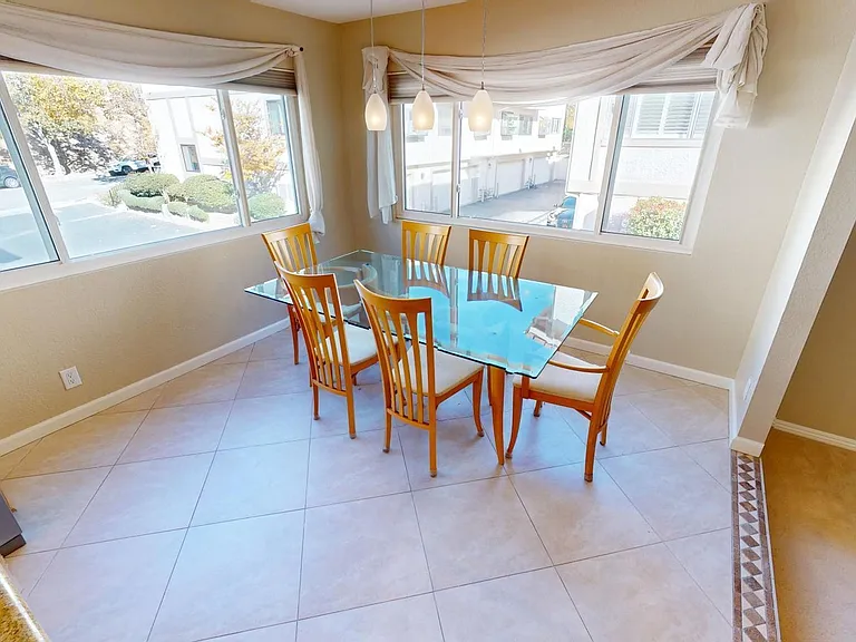 26118 Alizia Canyon Dr — Photo 15