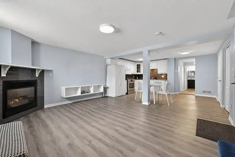 45 Assiniboine Dr #1 — Photo 7