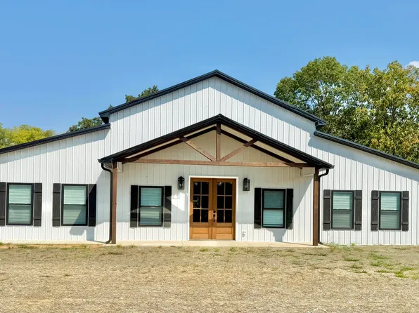 5572 Antioch Rd, Hopkinsville, KY 42240