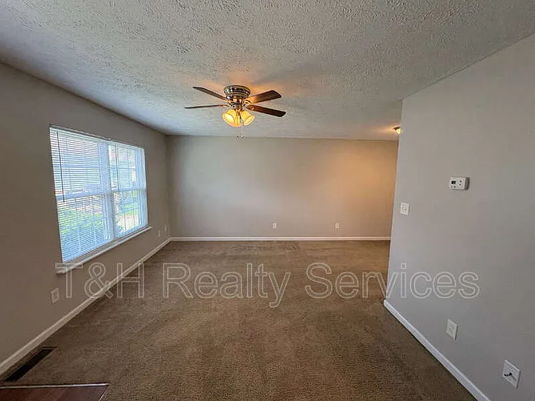 520 S Pike St — Photo 4
