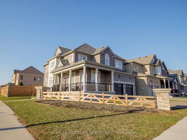 140 Ronald Hooper Ave, Clarington, ON L1C 7E4