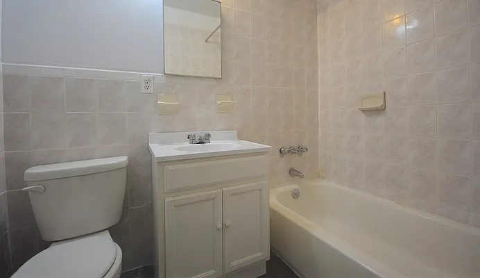 Rented by Compass | media 7