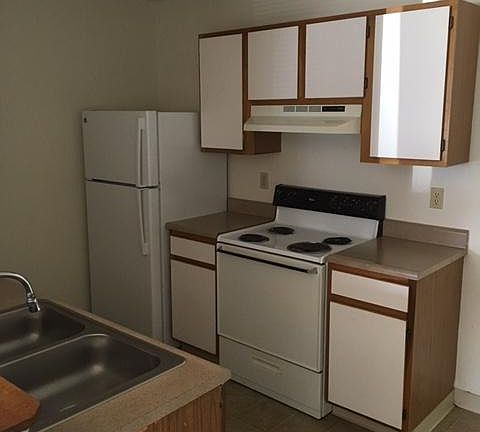 4th image of 6235 Apricot Ct