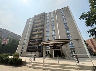 1738 Chicago Ave APT 302, Evanston, IL 60201