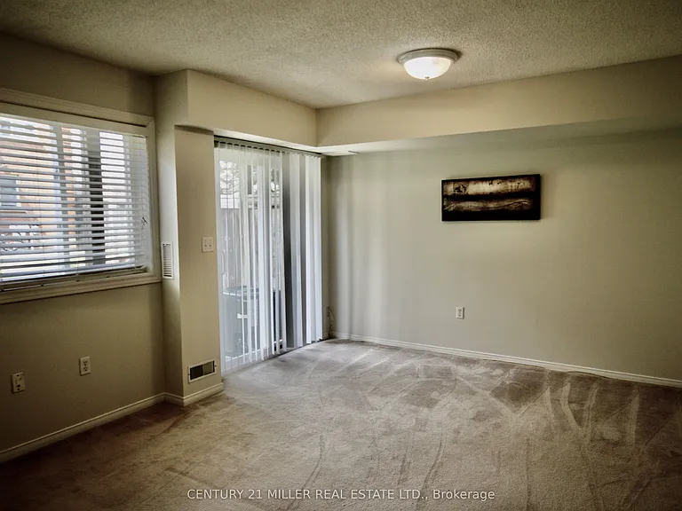 5530 Glen Erin Dr #140 — Photo 27