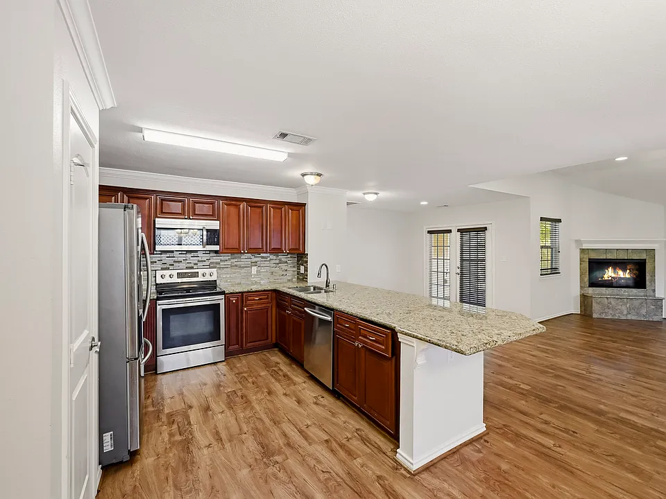 16250 Indian Mill Dr