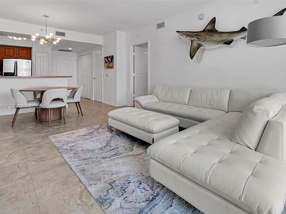 4th image of 350 SE 2nd St APT 1640