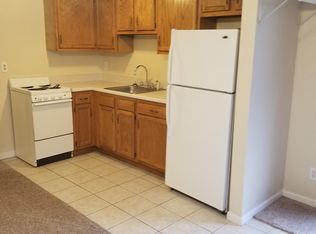 9050 W Harristown Blvd APT 12, Niantic, IL 62551