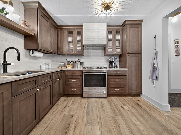 5th image of 7450 N Waukegan Rd APT 309