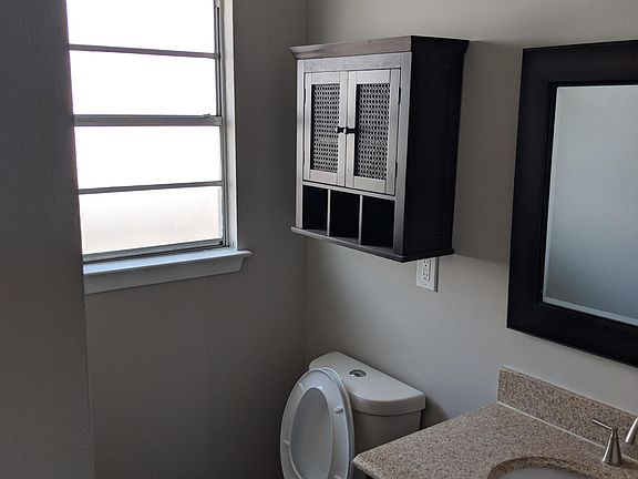 3rd image of 4513 Magazine St APT 3