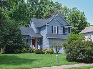 2702 Regents Park Ln, Greensboro, NC 27455