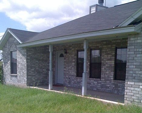 3rd image of 202 Shamrock Dr
