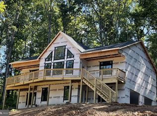 120 Apple Jack Cir, Linden, VA 22642