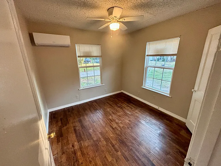 Bedroom 1 = 9' 7" x 9' 8"