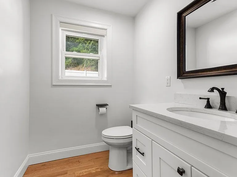 259 Lake Ave N #A — Photo 20