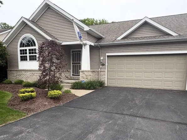 5817 Herons Blvd Unit A, Youngstown, OH 44515