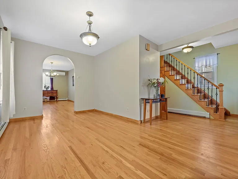 29 Brookridge Ave — Photo 8