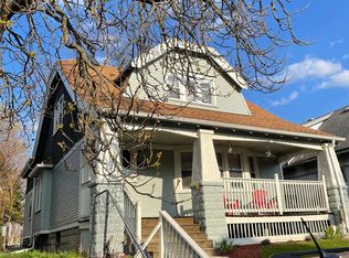 2534 N Hubbard St, Milwaukee, WI 53212