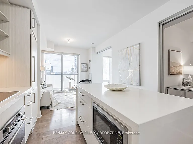 65 Saint Mary St #3308 — Photo 5