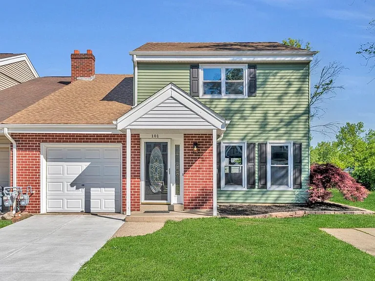 101 Malvern Ct — Photo 1