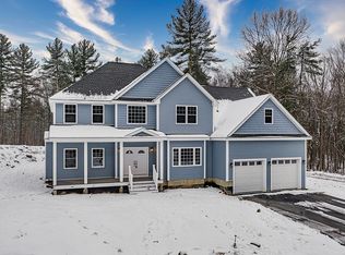 7 Crown Rd, Tyngsborough, MA 01879