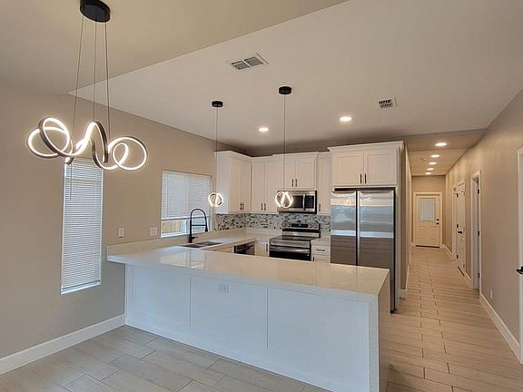 5th image of 3215 Villa Rosa Dr #A