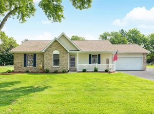 145 Cedar Ln, Glen Carbon, IL 62034