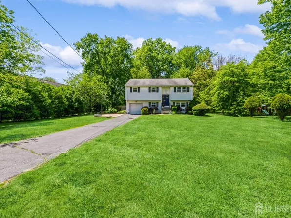 350 Church Ln, North Brunswick, NJ 08902