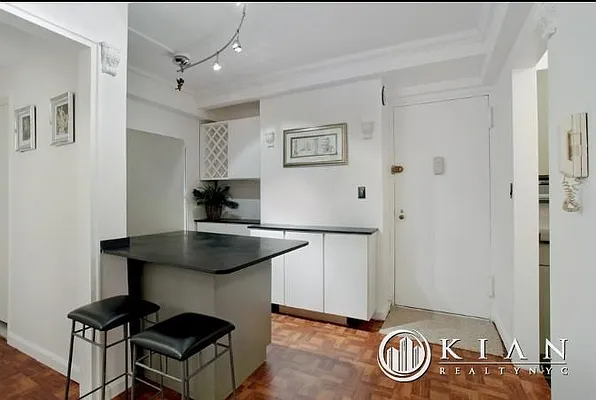 Sold by Kian Realty | media 2