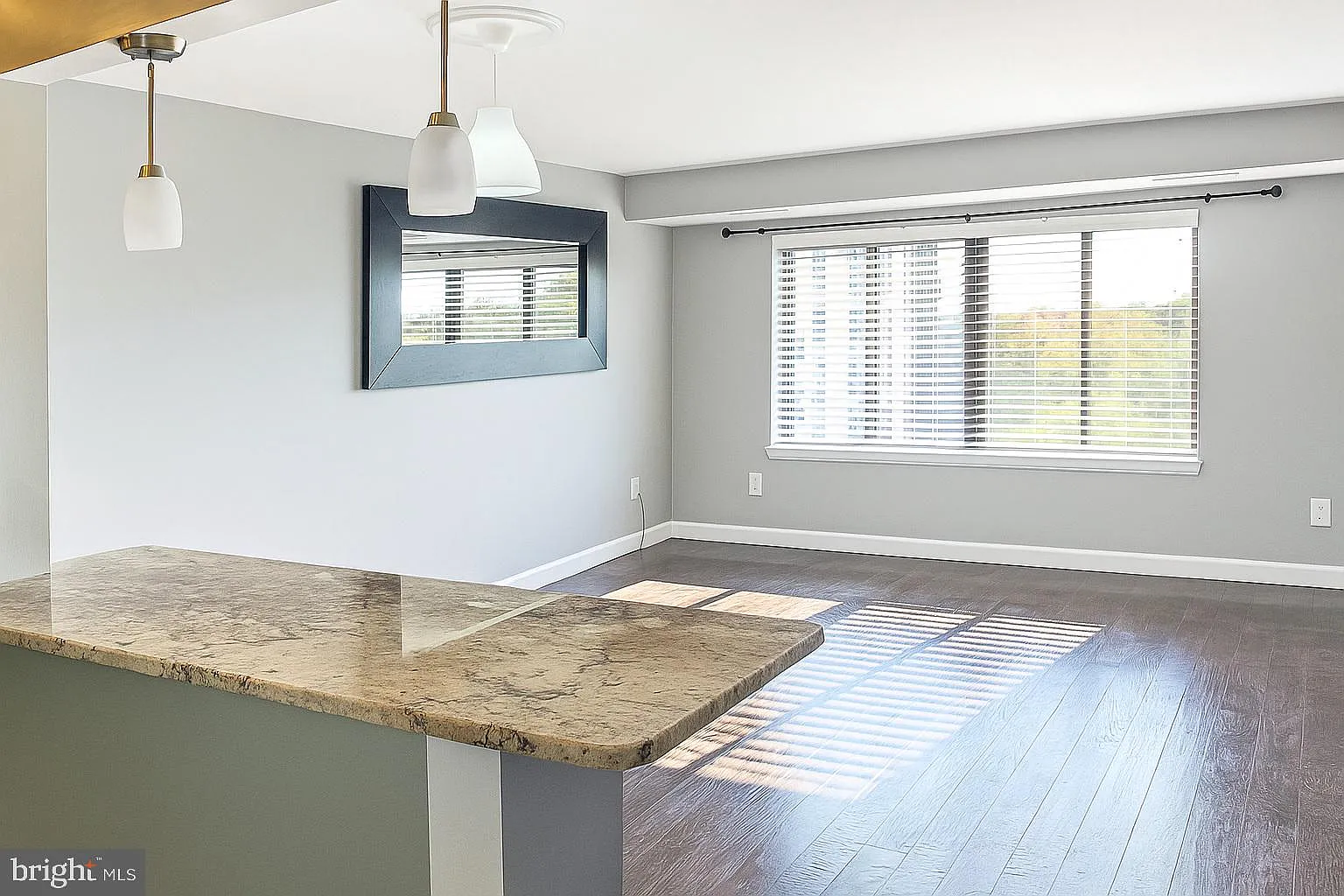 Woodlake Towers Condo — Photo 4