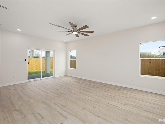 2nd image of 2505 E Solar Dr