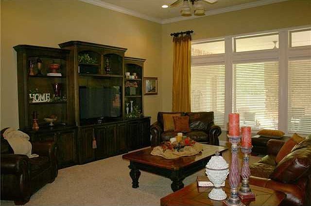 2nd image of 408 War Eagle Ln