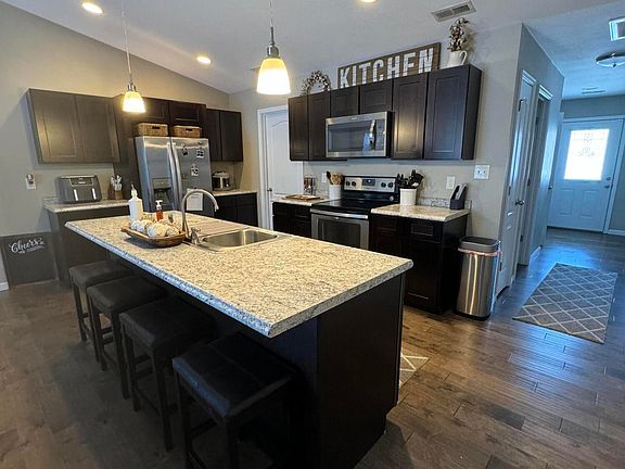 5th image of 3385 Cummins Ln
