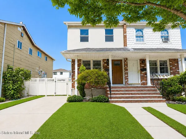 216 Woodrow Rd, Staten Island, NY 10312