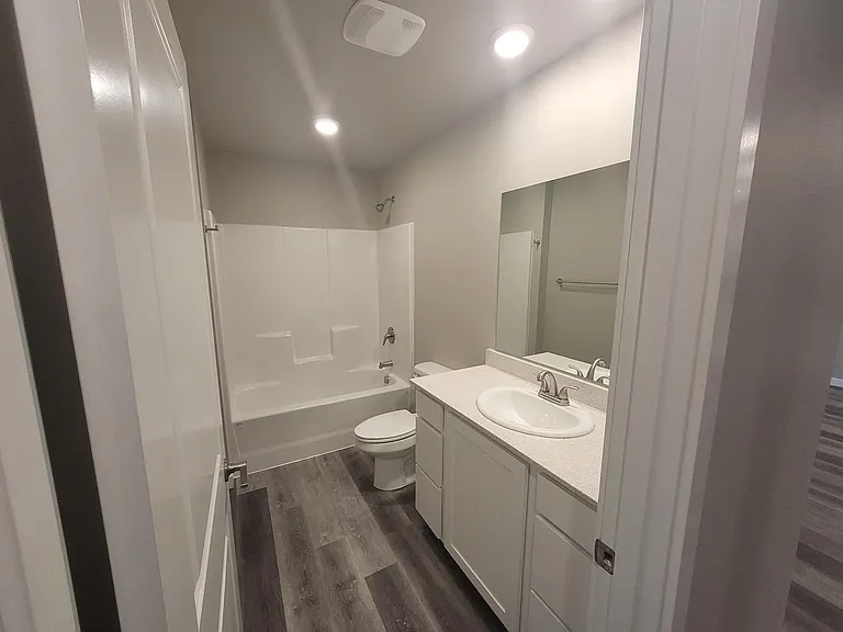 3404 Taylor Ave — Photo 17