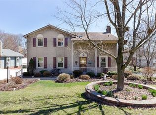 449 Bassett Dr, Bethel Park, PA 15102