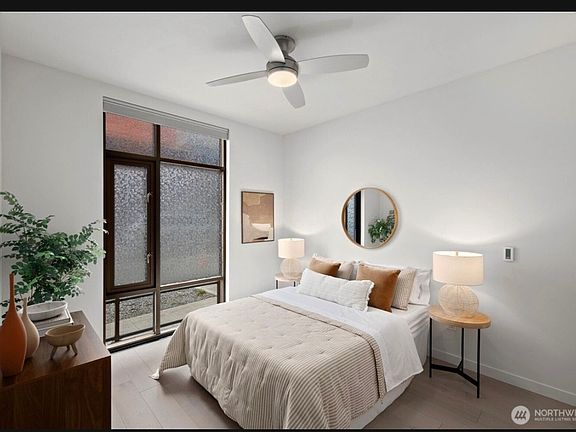 4th image of 1760 NW 56th St #122