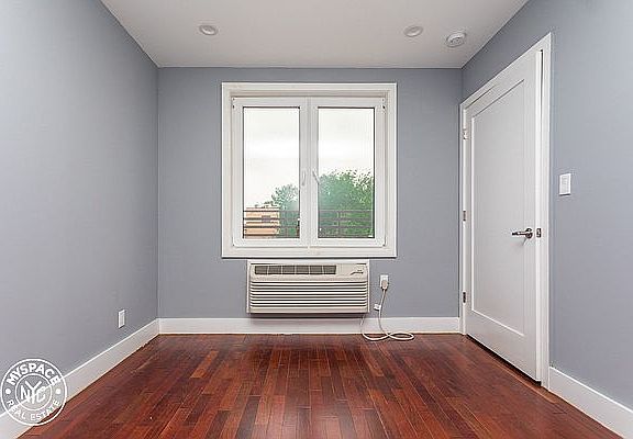 5th image of 807 Jefferson Ave #4D