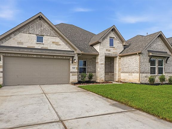 2nd image of 3422 Sago Palm Dr