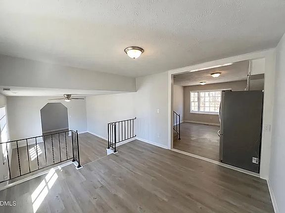 3rd image of 7584 Beverly Dr